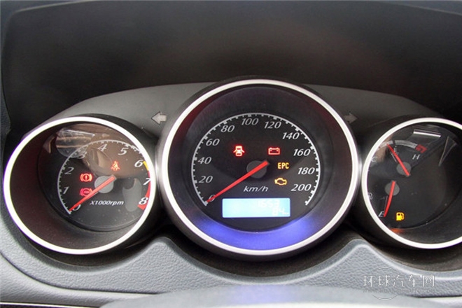 2011款 2.0T 两驱舒适型