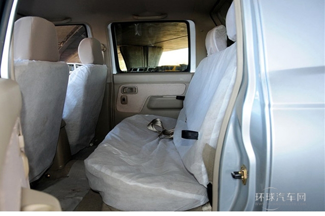 2010款 2.4L汽油两驱豪华型ZG24