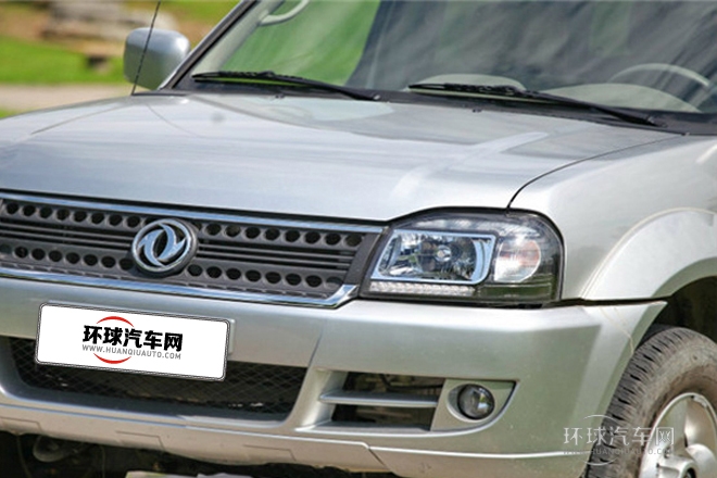2013款2.4L手动两驱行政版
