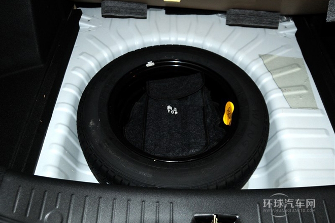 2013款 三厢 1.5L 手动乐天版