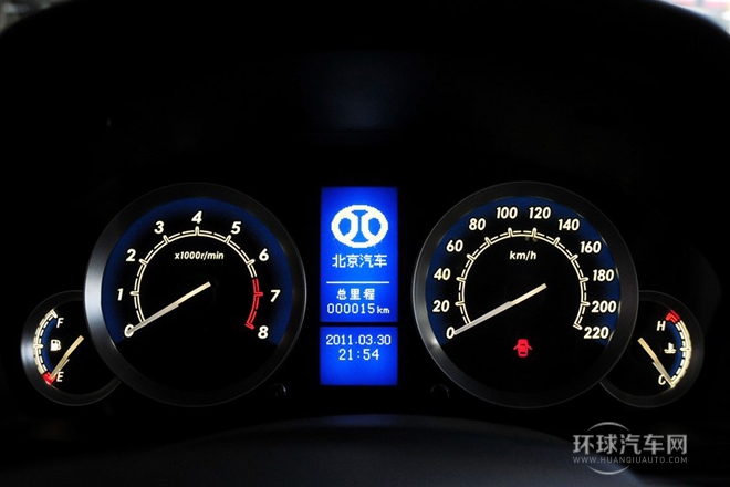 2013款 三厢 1.5L 自动乐天版