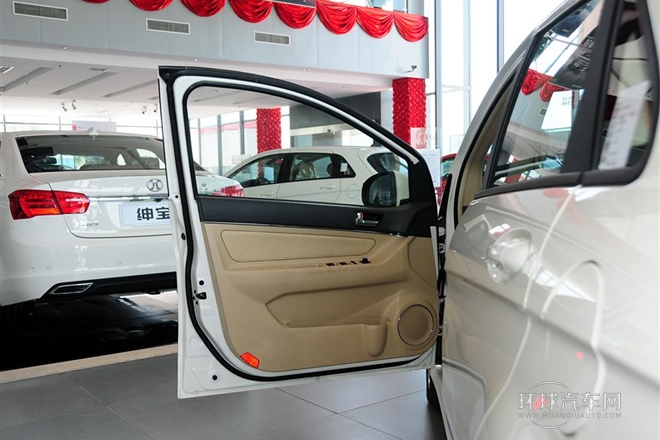 2013款 三厢 1.5L 手动乐尚版