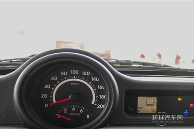 2013款 1.5L 手动导航版