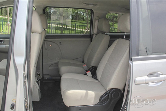 2014款 1.6L 手动豪华型7座 国IV