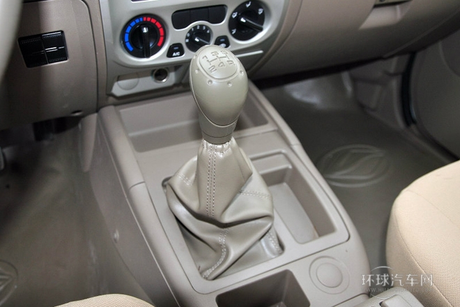 2011款 2.0L 两驱超值版