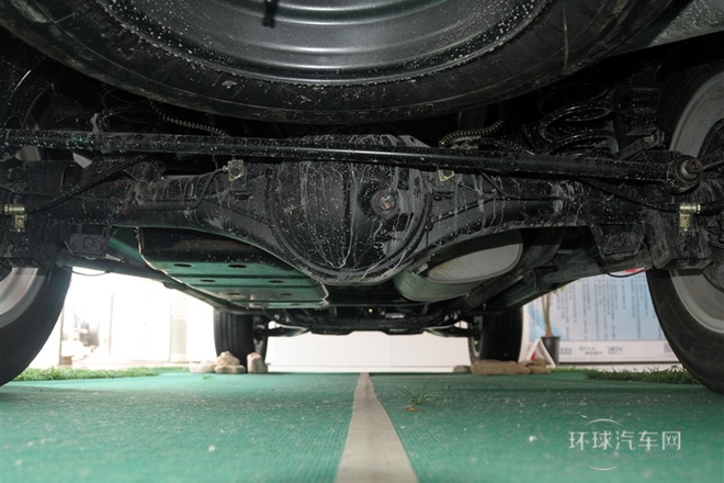 探索版 2.0T 汽油4x4超豪华型