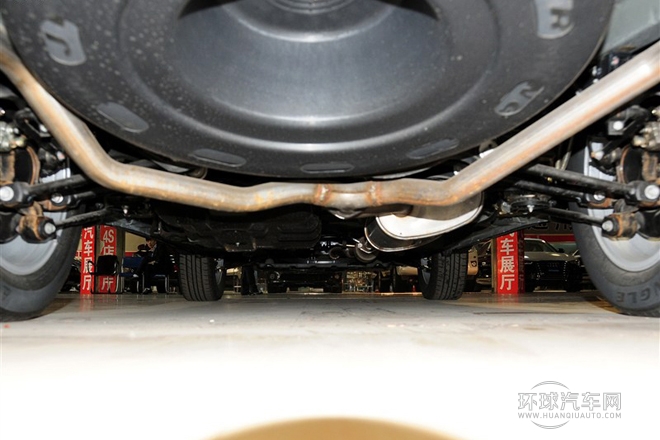 2011款 2.0L 超豪华型
