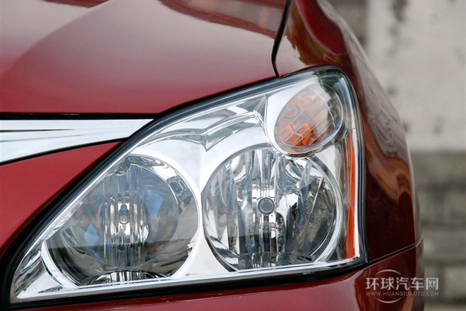 2011款 2.4L 超豪华型