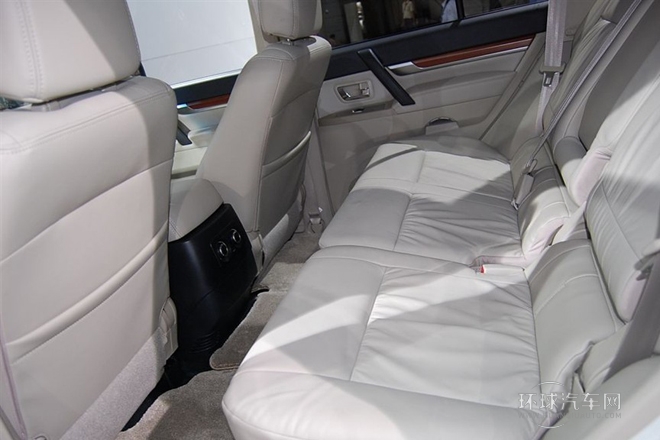 2015款 3.0L 精英版 国IV