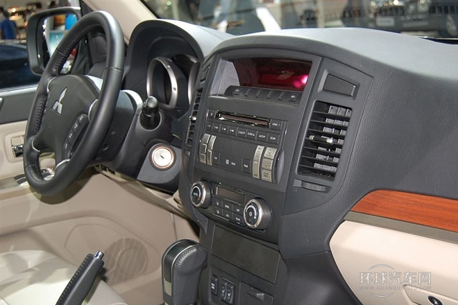 2015款 3.0L 精英超越版 国IV