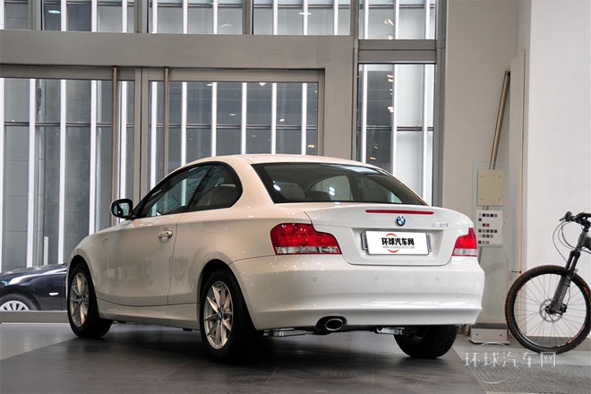 2011款 120i 双门轿跑车