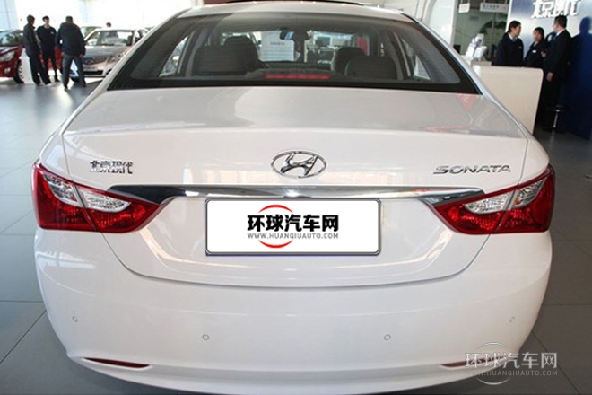 2014款 2.0L 自动领先型