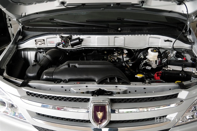 2010款 2.4L-3代 尊领豪华型长轴11座4RB2