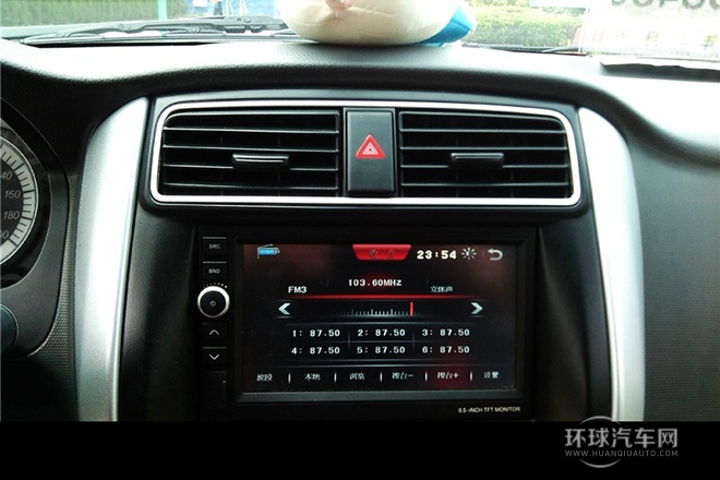 2014款 两厢 1.4L 手动理想型