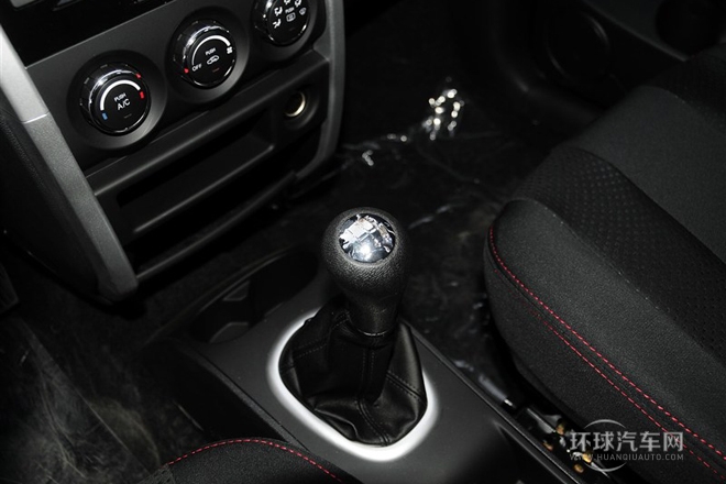 2014款 1.4L 手动天窗导航版 国IV