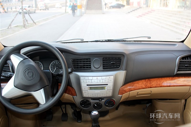 2012款 1.2L荣达 豪华型HMA GM12-NR