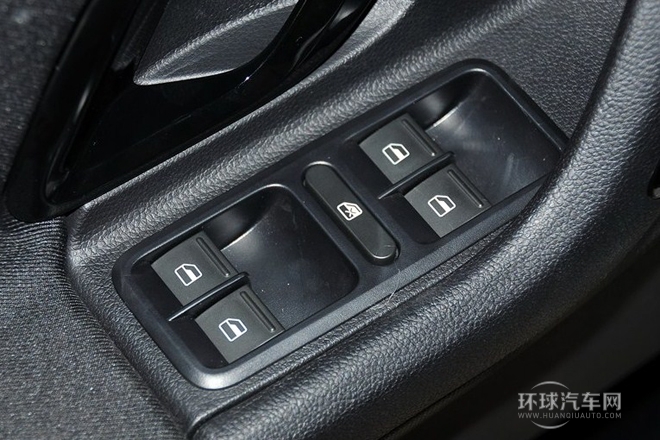 2013款 1.6L 手动Sport版