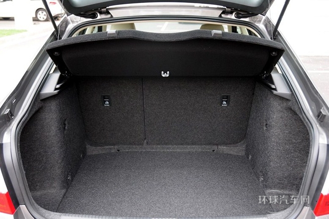 2015款 1.6L 手动逸杰版