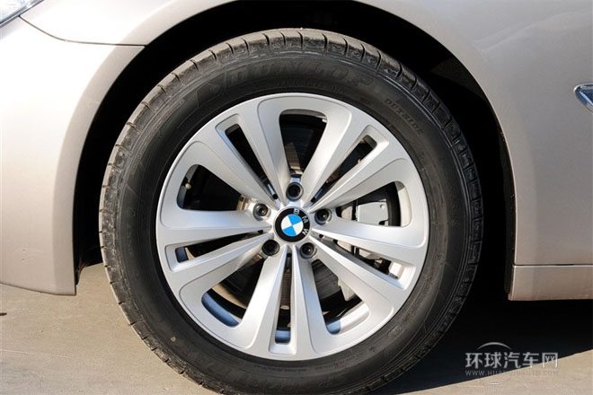 2013款 730Li 领先型
