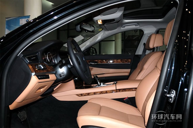 2013款 740Li 豪华型