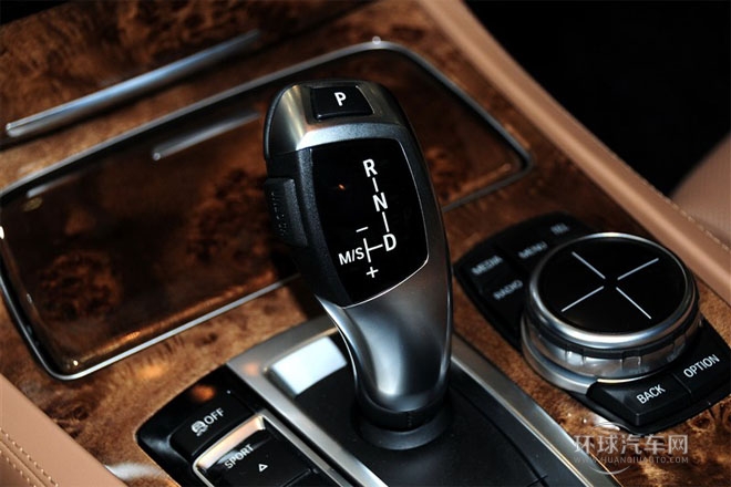 2013款 740Li 豪华型