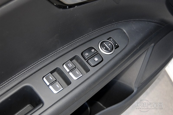 起亚K4 2014款 1.8L 自动GLS