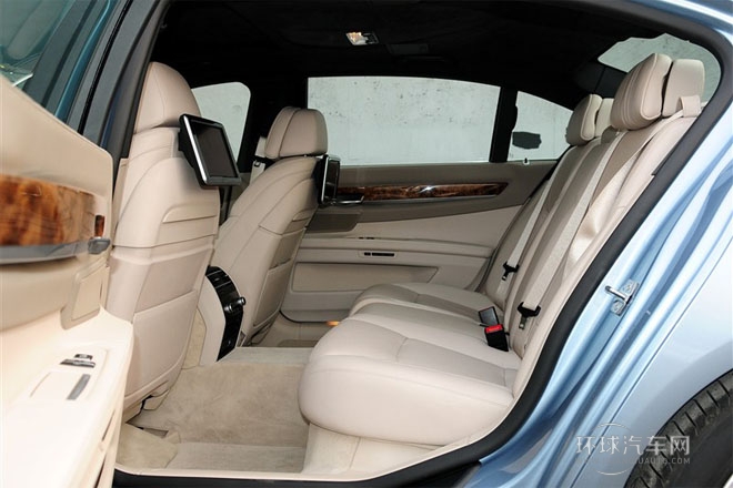 2013款 740Li 混合动力版