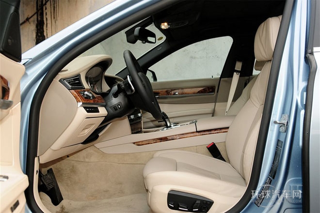 2013款 740Li 混合动力版