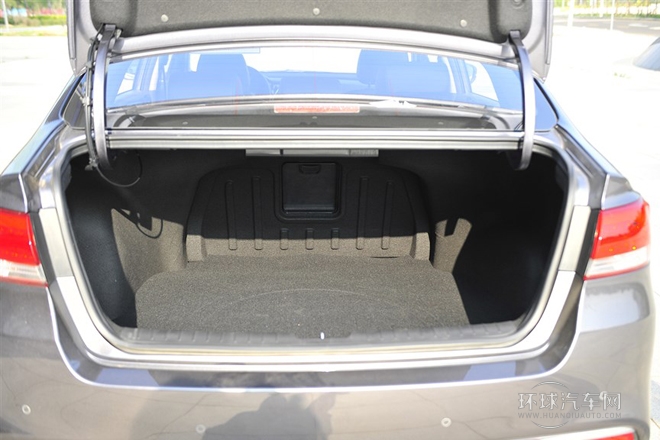 起亚K4 2014款 2.0L 自动PRM