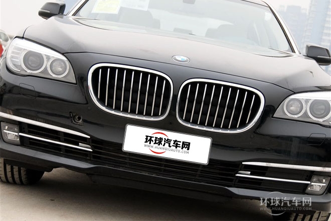 2013款 740Li 领先型