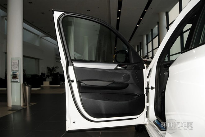 2013款 改款 xDrive35i 豪华型
