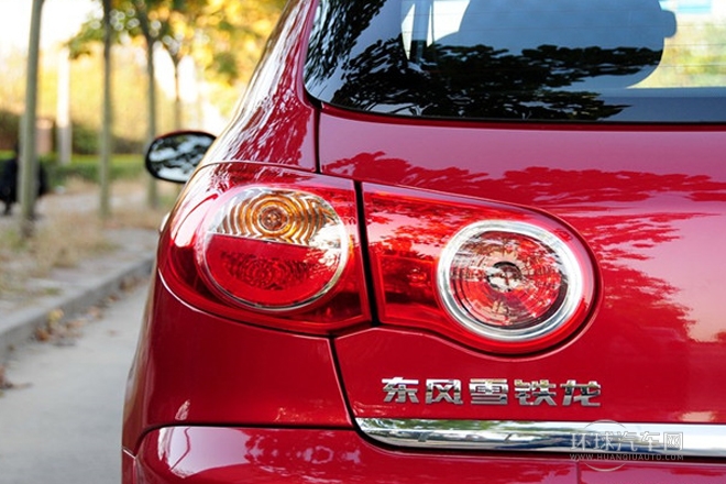 2013款 CROSS 1.6L 自动运动型