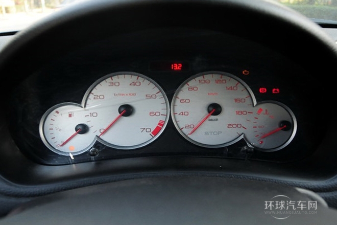 2013款 CROSS 1.4L 手动运动型