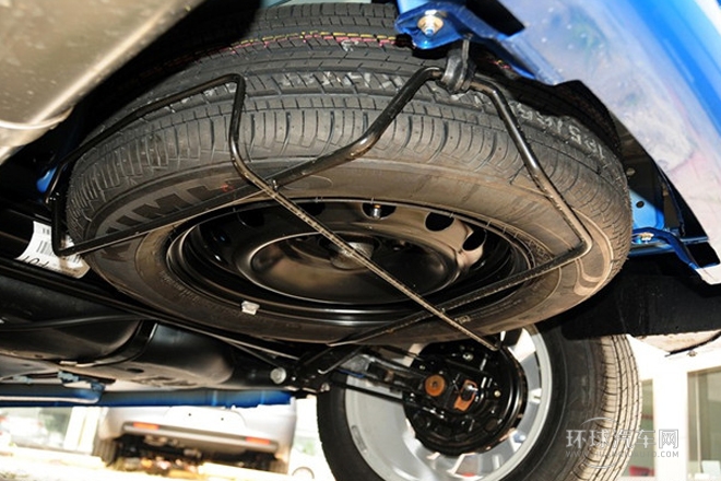 2012款 1.6L 自动运动型