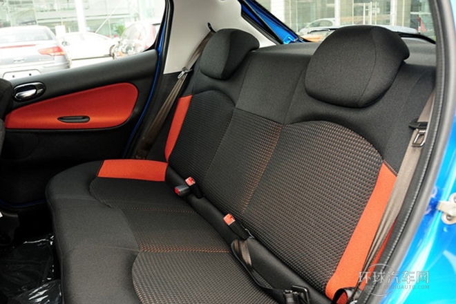 2012款 1.6L 自动运动型
