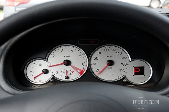 2012款 1.6L 自动运动型