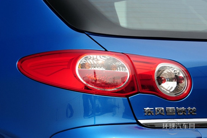 2012款 1.6L 自动运动型