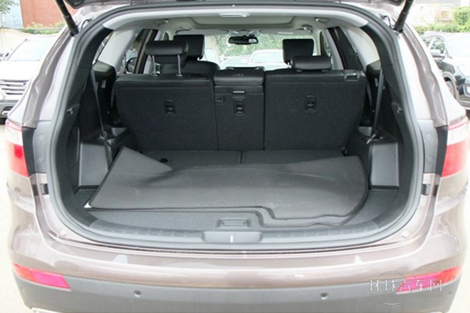 2013款 3.0L 7座豪华版