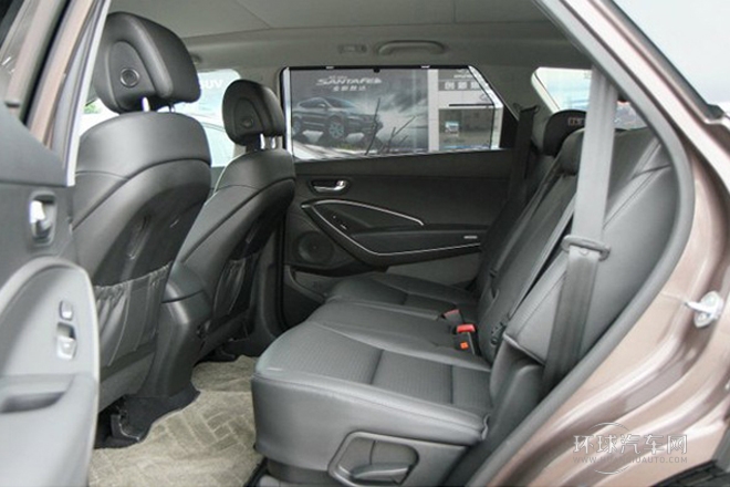 2013款 3.0L 7座豪华版