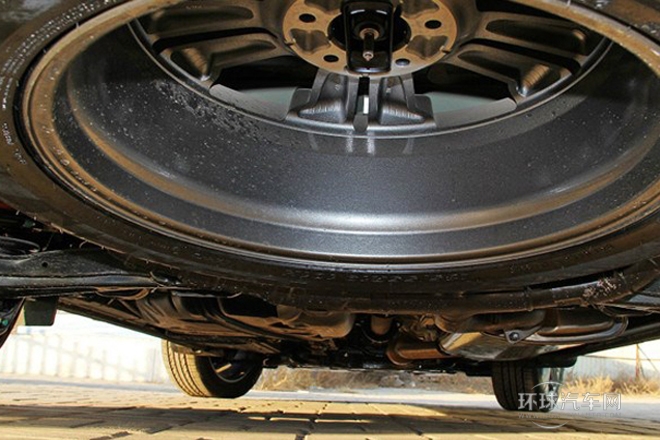 2013款 3.0L 6座豪华版