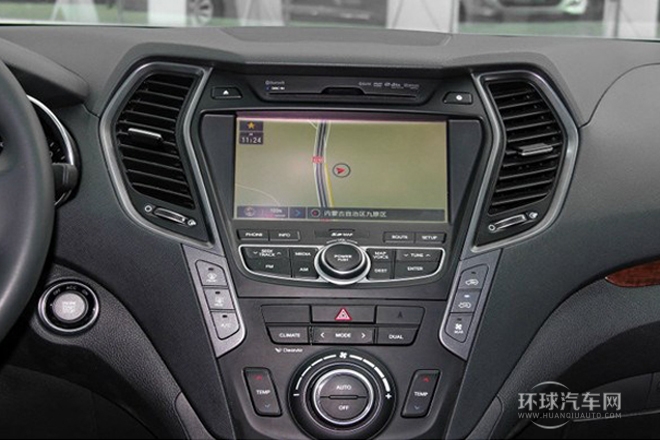 2013款 2.2T 6座棕色内饰旗舰版