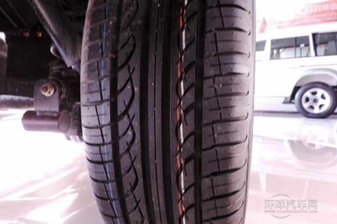 2013款 经典版 2.0L 四驱标准型