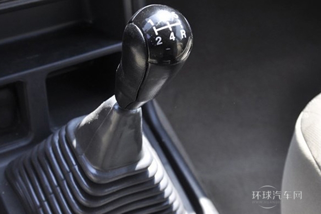 2014款 2.5T 柴油两驱