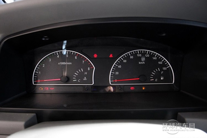 2013款 改款 1.5L 手动舒适型7座 国IV