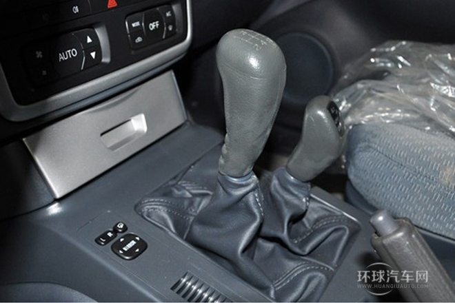 2014款 2.4L 两驱舒适型
