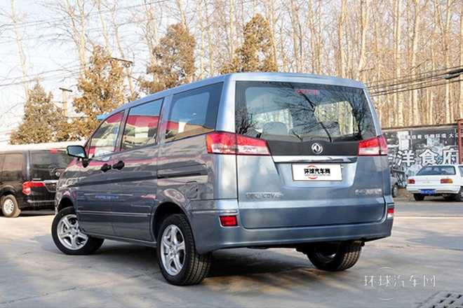 2013款 改款 1.5L 手动豪华型7座 国V