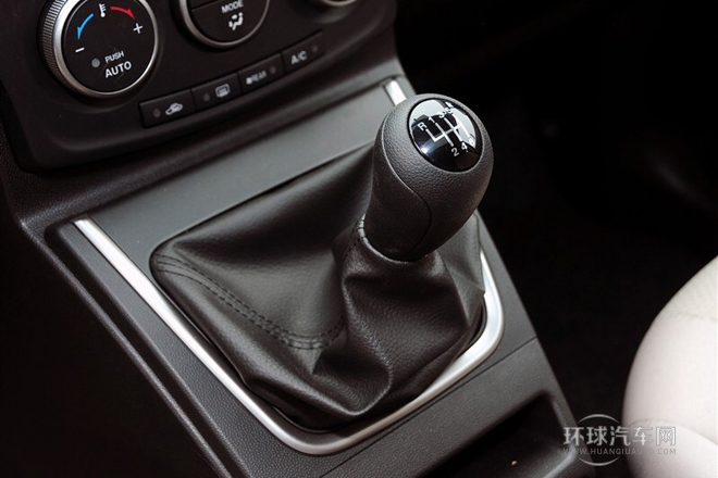 2013款 2.0L 手动舒适型