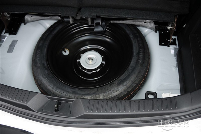 2013款 2.0L 自动豪华型