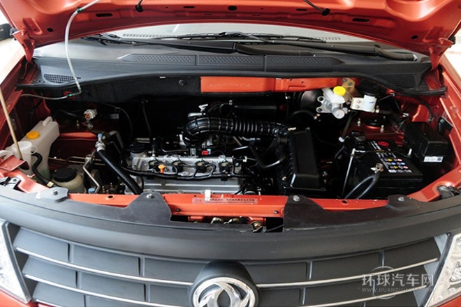 2013款 改款 1.5L 手动标准型7座 国IV