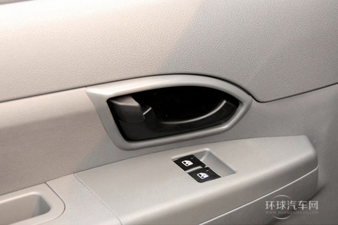 2013款 改款 1.5L 手动标准型5座 国V